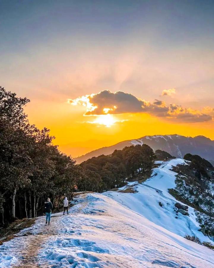 Rrr Resorts Tirthan Valley By Rrr Hotels & Resorts Banjar Экстерьер фото